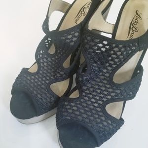 Lucky Brand black mesh wedge sandals sz 10